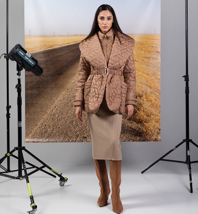  - Tiffany Production