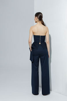 Elegantne pantalone sa diskretnim lame prugama Tiffany Production