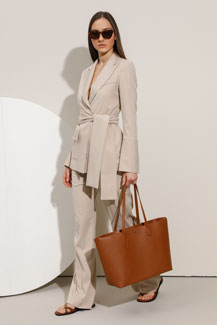 Elegantni sako sa lame prugama i pojasom Tiffany Production