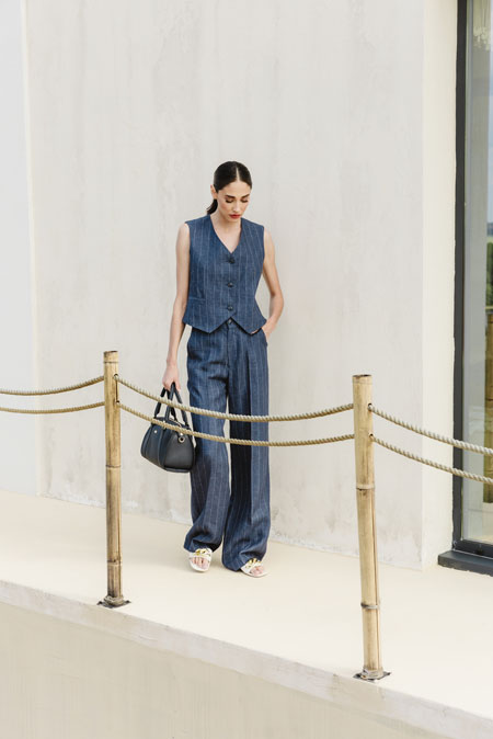 Lanene pantalone sa prugama Tiffany Production
