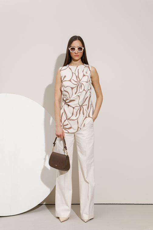 Bluza bez rukava sa cvetnim dezenom Tiffany Production