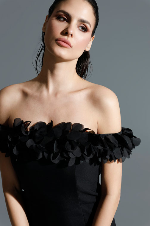 Elegantna haljina sa cvetnim detaljima Tiffany Production