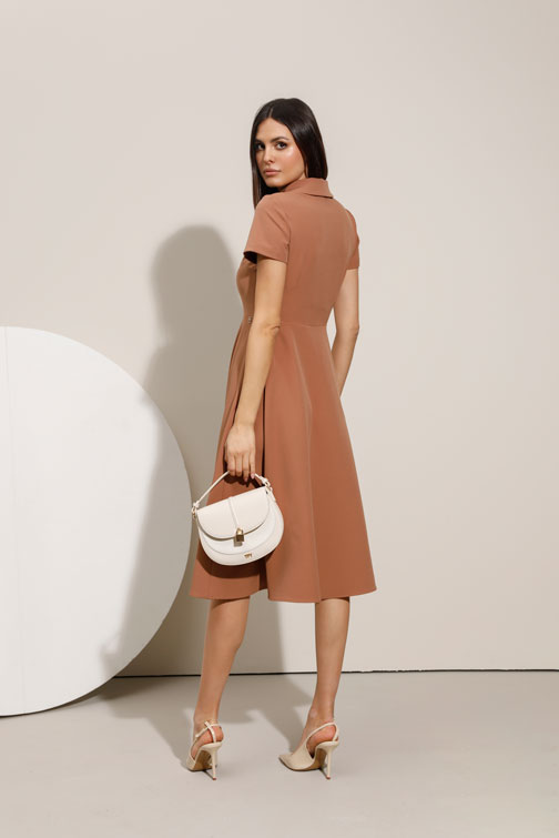 Midi haljina sa kragnom i dugmićima Tiffany Production